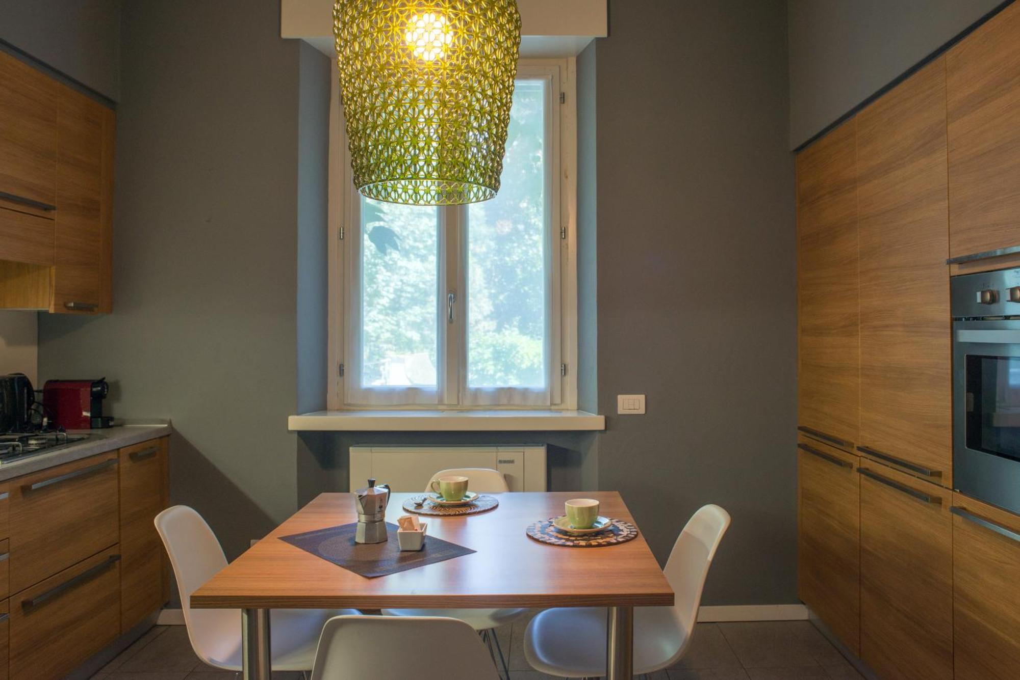 Casa Bianca Apartments โกโม ภายนอก รูปภาพ