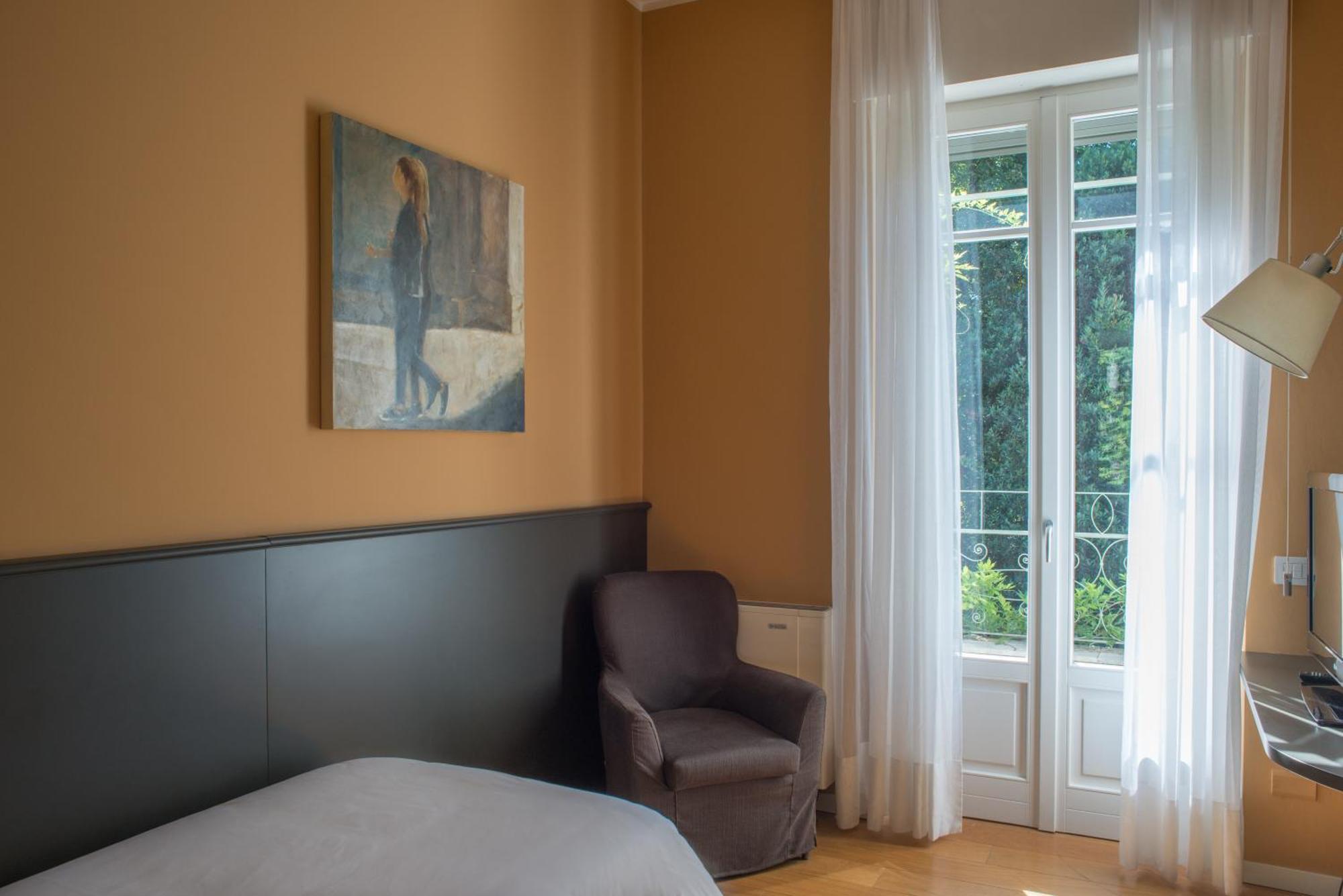 Casa Bianca Apartments โกโม ภายนอก รูปภาพ