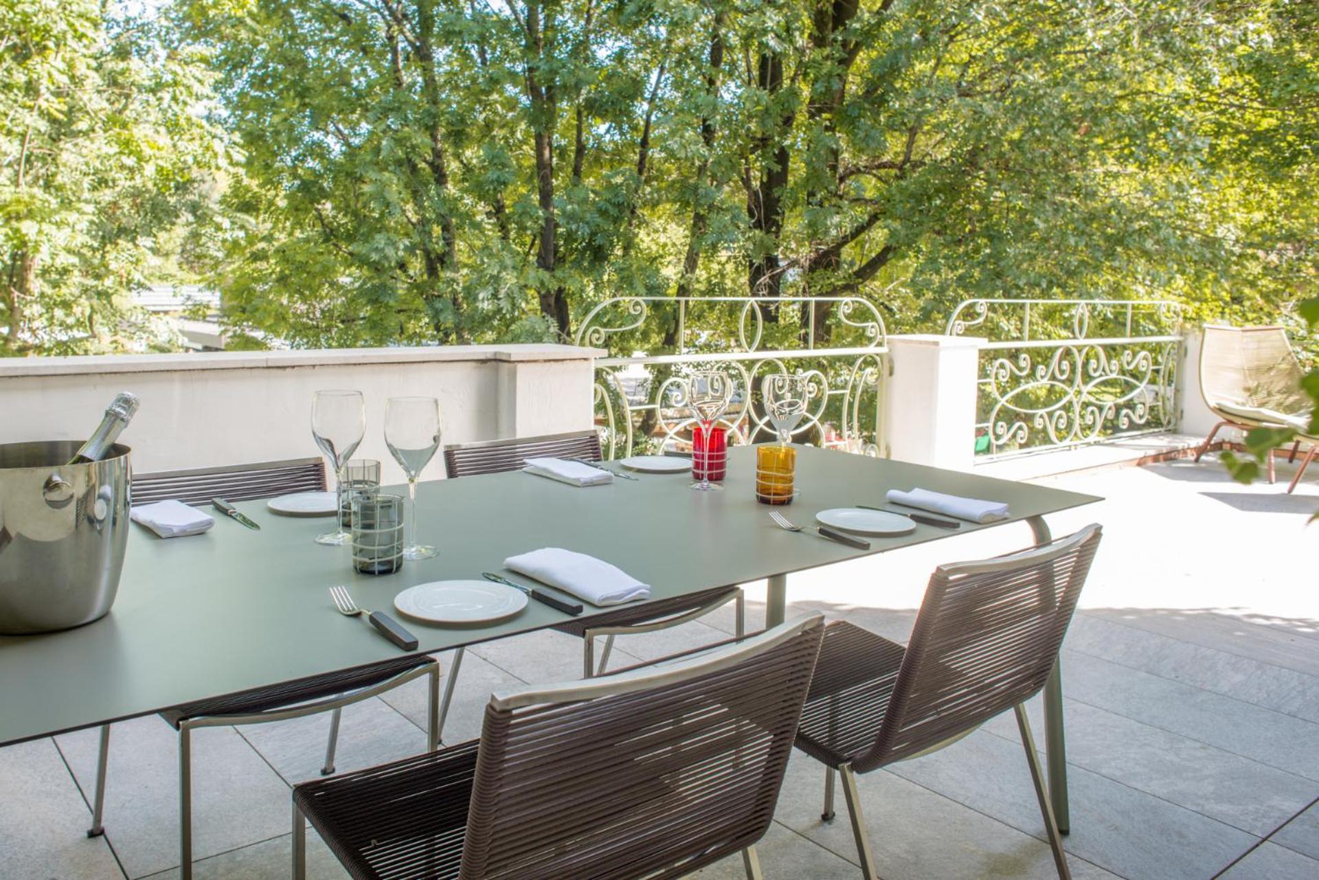 Casa Bianca Apartments โกโม ภายนอก รูปภาพ